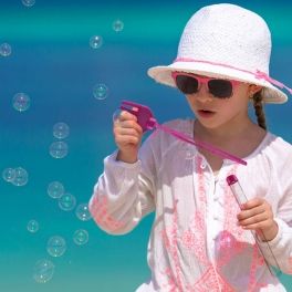 Juego de Playa con Pompas de Jabón