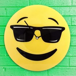 Cool Emoticon Wall Clock